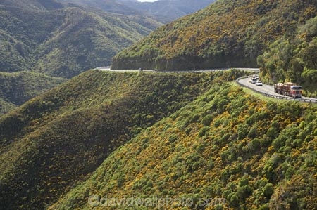 bend;bends;corner;corners;curve;curves;driving;highway;highways;log-lorries;log-lorry;log-truck;log-trucks;logging-lorries;logging-lorry;logging-truck;logging-trucks;N.I.;N.Z.;New-Zealand;NI;North-Is;North-Island;NZ;open-road;open-roads;Rimutaka-Hill-Road;Rimutaka-Road;road;road-trip;roads;State-Highway-2;State-Highway-Two;steep;transport;transportation;travel;traveling;travelling;trip;Wellington