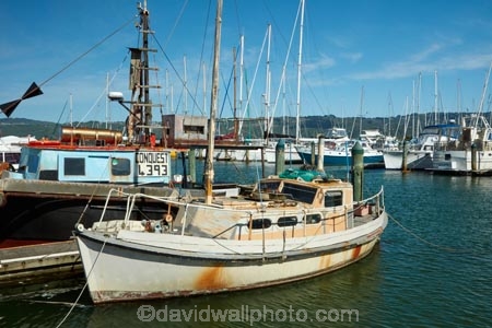 boat;boat-harbor;boat-harbors;boat-harbour;boat-harbours;boats;coast;coastal;cruiser;cruisers;harbour;harbours;launch;launches;Lower-Hutt;marina;marinas;N.I.;N.Z.;New-Zealand;NI;North-Is;North-Island;NZ;old-boat;Seaview;Seaview-Marina;Wellington;yacht;yachts