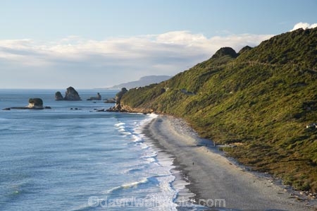 beach;beaches;coast;coastal;coastline;coastlines;coasts;N.Z.;New-Zealand;NZ;ocean;oceans;S.I.;sand;sandy;sea;seas;shore;shoreline;shorelines;shores;SI;South-Island;surf;Tasman-Sea;water;wave;waves;West-Coast;Westland
