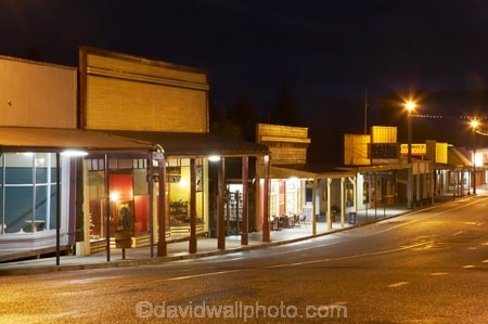 Broadway;dark;evening;first-street-lights;high-street;light;lights;long-exposure;main-street;main-streets;N.Z.;New-Zealand;night;night-time;night_time;NZ;Reefton;retail;S.I.;shop;shops;SI;South-Is.;South-Island;street-light;street-lighting;street-lights;time-exposure;time-exposures;time_exposure;Wesl-Coast;Westland