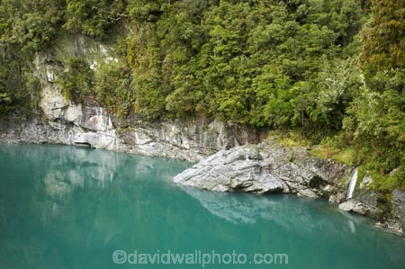 beautiful;beauty;bush;endemic;forest;forests;gorge;gorges;green;Hokitika-Gorge;Hokitika-River;N.Z.;native;native-bush;natives;natural;nature;New-Zealand;NZ;rain-forest;rain-forests;rain_forest;rain_forests;rainforest;rainforests;river;rivers;S.I.;scene;scenic;SI;South-Is.;South-Island;Wesl-Coast;Westland