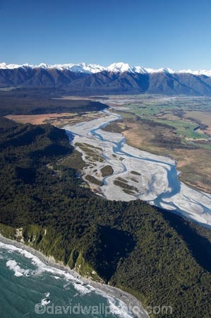 above;aerial;aerial-photo;aerial-photograph;aerial-photographs;aerial-photography;aerial-photos;aerial-view;aerial-views;aerials;alp;alpine;alps;braided-river;braided-rivers;coast;coastal;coastline;coastlines;coasts;Main-Divide;meander;meandering;meandering-river;meandering-rivers;mount;mountain;mountains;mt;mt.;N.Z.;New-Zealand;NZ;ocean;range;ranges;river;rivers;S.I.;sea;shore;shoreline;shorelines;shores;SI;South-Is.;South-Island;Southern-Alps;Tasman-Sea;water;West-Coast;Westland;Whataroa-River