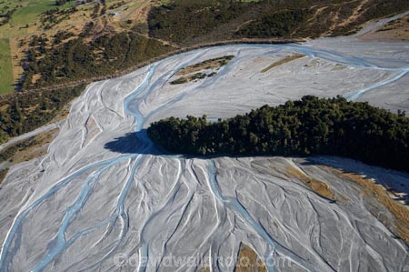 aerial;aerial-photo;aerial-photograph;aerial-photographs;aerial-photography;aerial-photos;aerial-view;aerial-views;aerials;braided-river;braided-rivers;meander;meandering;meandering-river;meandering-rivers;N.Z.;New-Zealand;NZ;river;rivers;S.I.;SI;South-Is.;South-Island;Waiho-River;West-Coast;Westland
