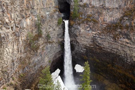B.C.;BC;bluff;bluffs;British-Columbia;Canada;Canadian;cascade;cascades;cliff;cliffs;creek;creeks;falls;la-Colombie_Britannique;mountainside;mountainsides;natural;nature;North-America;scene;scenic;Spahats-Creek-Falls;Spahats-Falls;Spahats-Waterfall;steep;stream;streams;water;water-fall;water-falls;waterfall;waterfalls;Wells-Gray-Park;Wells-Gray-Provincial-Park;Wells-Gray-Provincial-Pk;wet