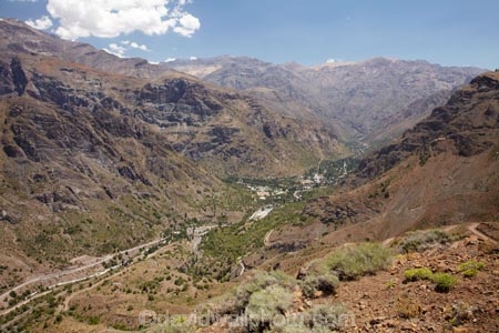 altitude;Andean-cordillera;Andes;Andes-Mountain-Range;Andes-Mountains;Andes-Range;Chile;geology;gorge;gorges;Los-Andes-_-Portillo-Argentina-Border-Road;Los-Andes-_-Portillo-Argentina-Border-Road,;mountain;mountains;Rio-Blanco;South-America;Sth-America;valley;valleys