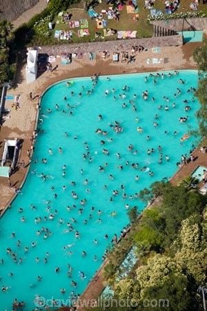 aerial;aerial-photo;aerial-photograph;aerial-photographs;aerial-photography;aerial-photos;aerial-view;aerial-views;aerials;Bathers;Bathing;Bellavista;capital-cities;capital-city;Capital-of-Chile;Cerro-San-Cristobal;Chile;hot;leisure;Parque-Metropolitano;Piscina-Tupahue;Pool;pools;Santiago;South-America;Sth-America;summer;sun-bathing;swimming;swimming-pool;swimming-pools;Tupahue-Swimming-Pool