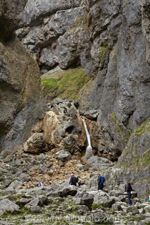bluff;bluffs;Britain;British-Isles;cascade;cascades;cliff;cliffs;creek;creeks;England;Europe;falls;G.B.;GB;Gordale-Scar;Great-Britain;hiker;hikers;Malham;mountainside;mountainsides;natural;nature;North-Yorkshire;Northern-England;people;person;scene;scenic;steep;stream;streams;U.K.;UK;United-Kingdom;walker;walkers;water;water-fall;water-falls;waterfall;waterfalls;wet;Yorkshire;Yorkshire-Dales;Yorkshire-Dales-National-Park