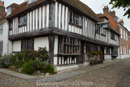 15th-century-house;Britain;British-Isles;building;buildings;Cinque-Ports;cobbled;cobbled-street;cobbled-streets;cobbles;East-Sussex;England;Europe;G.B.;GB;Great-Britain;heritage;historic;historic-building;historic-buildings;historical;historical-building;historical-buildings;history;image;images;old;photo;photos;Rye;Saint-Anthony-of-Padua;Saint-Anthony-of-Padua-48;South-East-England;St-Anthony-of-Padua;St-Anthony-of-Padua-48;Sussex;tradition;traditional;U.K.;UK;United-Kingdom