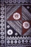 pattern;patterns;brown;white;black;natural;tradition;traditional;custom;customary;custons;craft;handmade;hand_made;hand-made;craftswomen;craftsmen;cloth;material