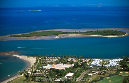 sand;coral;reef;ocean;sea;paradise;pacific;tropical;island;islands;resort;coast;coastine;holiday;vacation;holidays;beach;beaches;travel;tourism;travels;aerial;aerials;archipeligo;archipeligos;blue;oceana;scenic;scenics;seascape;seascapes;global-warming;sea-level-rise