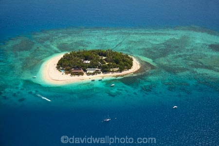 aerial;aerial-photo;aerial-photograph;aerial-photographs;aerial-photography;aerial-photos;aerial-view;aerial-views;aerials;aqua;aquamarine;Beachcomber-Is;Beachcomber-Is-Resort;Beachcomber-Island;Beachcomber-Island-Resort;Beachcomber-Resort;blue;clean-water;clear-water;coast;coastal;coastline;coastlines;coasts;cobalt-blue;cobalt-ultramarine;cobaltultramarine;coral;coral-reef;coral-reefs;corals;Fij;Fiji;Fiji-Islands;foreshore;holiday;holiday-accommodation;holiday-resort;holiday-resorts;holidays;Mamanuca-Group;Mamanuca-Is;Mamanuca-Island-Group;Mamanuca-Islands;Mamanucas;ocean;Pacific;Pacific-Island;Pacific-Islands;reef;reefs;resort;resort-hotel;resort-hotels;resorts;sea;shore;shoreline;shorelines;shores;South-Pacific;teal-blue;tropical-island;tropical-islands;tropical-reef;tropical-reefs;turquoise;vacation;vacations;water