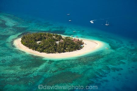 aerial;aerial-photo;aerial-photograph;aerial-photographs;aerial-photography;aerial-photos;aerial-view;aerial-views;aerials;aqua;aquamarine;Beachcomber-Is;Beachcomber-Is-Resort;Beachcomber-Island;Beachcomber-Island-Resort;Beachcomber-Resort;blue;clean-water;clear-water;coast;coastal;coastline;coastlines;coasts;cobalt-blue;cobalt-ultramarine;cobaltultramarine;coral;coral-reef;coral-reefs;corals;Fij;Fiji;Fiji-Islands;foreshore;holiday;holiday-accommodation;holiday-resort;holiday-resorts;holidays;Mamanuca-Group;Mamanuca-Is;Mamanuca-Island-Group;Mamanuca-Islands;Mamanucas;ocean;Pacific;Pacific-Island;Pacific-Islands;reef;reefs;resort;resort-hotel;resort-hotels;resorts;sea;shore;shoreline;shorelines;shores;South-Pacific;teal-blue;tropical-island;tropical-islands;tropical-reef;tropical-reefs;turquoise;vacation;vacations;water