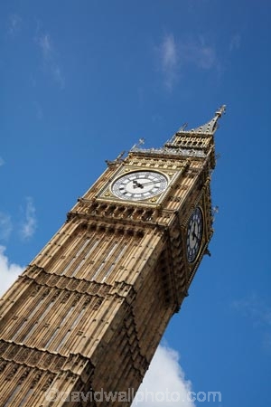 Big-Ben;Britain;building;buildings;City-of-Westminster;clock-tower;clock-towers;clocks;diagonal;England;Europe;G.B.;GB;Great-Britain;Great-Clock-of-Westminster;heritage;historic;historic-building;historic-buildings;historical;historical-building;historical-buildings;history;House-of-Commons.;House-of-Lords;Houses-of-Parliament;icon;iconic;icons;landmark;landmarks;London;old;Palace-of-Westminster;Parliament-House;Parliament-Houses;tradition;traditional;U.K.;UK;United-Kingdom;Westminster-Palace