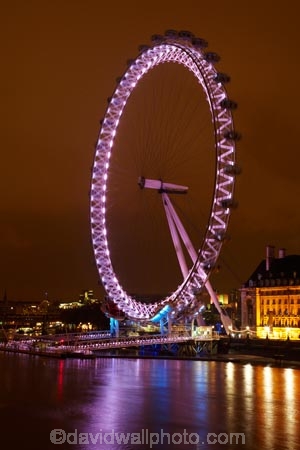 amusement-ride;amusement-rides;architectural;Britain;calm;cantilever;cantilevered-observation-wheel;County-Hall;dark;dusk;England;Europe;evening;Ferris-wheel;Ferris-wheels;flood-lighting;flood-lights;flood-lit;flood_lighting;flood_lights;flood_lit;floodlighting;floodlights;floodlit;G.B.;GB;Great-Britain;icon;iconic;icons;Jubilee-Gardens;landmark;landmarks;light;lights;London;London-County-Hall;London-Eye;Millennium-Wheel;night;night-time;night_time;observation-wheel;observation-wheels;passenger-capsule;passenger-capsules;passenger-pod;passenger-pods;placid;purple;quiet;reflection;reflections;river;River-Thames;rivers;serene;smooth;South-Bank;Southbank;still;structure;structures;Thames-River;tourism;tourist-attraction;tourist-attractions;tranquil;twilight;U.K.;UK;United-Kingdom;violet;water;wheel;wheels
