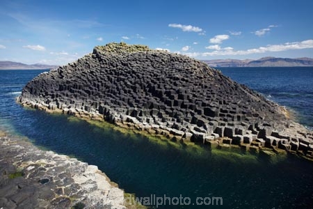 The-Herdsman;Am-Buachaille;Argyll-and-Bute;basalt-column;basalt-columns;basalt-formation;basalt-formations;basaltic-lava;Britain;columnar-basalt;columnar-jointed-basalt;extrusive-volcanic-rock;formations;G.B.;GB;geological;geology;Great-Britain;hexagonal-basalt-columns;hexagonally-jointed-basalt-columns;Highlands;Inner-Hebrides;Island-of-Mull;Island-of-Staffa;Isle-of-Mull;Isle-of-Staffa;lava-column;lava-columns;Mull;Mull-Island;National-Nature-Reserve;polygonal;Polygonal-basalt;rock;rock-column;rock-columns;rock-formation;rock-formations;rock-outcrop;rock-outcrops;rocks;Scotland;Scottish-Highlands;Stafa;Staffa;Staffa-Island;stone;U.K.;UK;United-Kingdom;volcanic-column;volcanic-columns;volcanic-formation;volcanic-formations;volcanic-rock