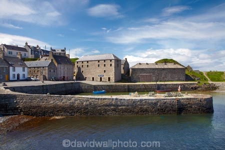 Aberdeenshire;Banffshire;Britain;British-Isles;building;buildings;coast;coastal;coastline;coastlines;coasts;dock;docks;G.B.;GB;Great-Britain;harbor;harbors;harbour;harbours;heritage;historic;historic-building;historic-buildings;historical;historical-building;historical-buildings;history;old;Portsoy;quay;quays;Scotland;shore;shoreline;shorelines;tradition;traditional;U.K.;UK;United-Kingdom;waterside;wharf;wharfes;wharves