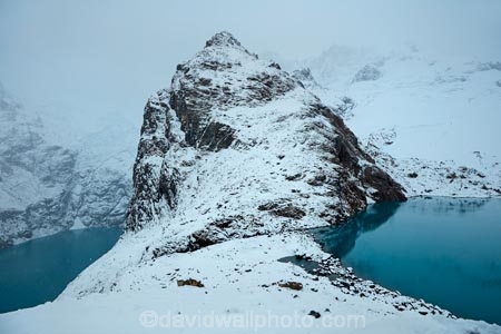 Argentina;Argentine-Patagonia;Argentine-Republic;cold;El-Chalten;freezing;Glacier-National-Park;hiking-path;hiking-paths;hiking-trail;hiking-trails;Laguna-de-los-Tres;Laguna-Sucia;lake;Lake-Sucia;lakes;Latin-America;Los-Glaciares;Los-Glaciares-N.P.;Los-Glaciares-National-Park;Los-Glaciares-NP;mountain;mountain-lake;mountain-lakes;mountains;national-park;national-parks;NP;park;parks;Parque-Nacional-Los-Glaciares;Patagonia;Patagonian;path;paths;pathway;pathways;route;routes;Santa-Cruz-Province;snow;snowy;South-America;South-Argentina;Southern-Argentina;Sth-America;tarn;tarns;track;tracks;trail;trails;tramping-trail;tramping-trails;UN-world-heritage-area;UN-world-heritage-site;UNESCO-World-Heritage-area;UNESCO-World-Heritage-Site;united-nations-world-heritage-area;united-nations-world-heritage-site;walking-path;walking-paths;walking-trail;walking-trails;walkway;walkways;white;world-heritage;world-heritage-area;world-heritage-areas;World-Heritage-Park;World-Heritage-site;World-Heritage-Sites