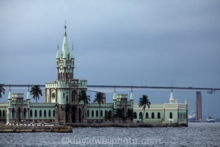 Baía-de-Guanabara;Brasil;Brazil;bridge;bridges;Fiscal-Island;Fiscal-Island-Palace;Guanabara-Bay;Ilha-Fiscal;infrastructure;Latin-America;Ponte-Presidente-Costa-e-Silva;Ponte-Rio_Niteroi;Ponte-Rio_Niterói;President-Costa-e-Silva-Bridge;Rio;Rio-de-Janeiro;Rio_Niteroi-Bridge;Rio_Niterói-Bridge;road-bridge;road-bridges;South-America;Sth-America;traffic-bridge;traffic-bridges;transport