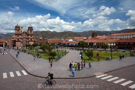 basilica;basilicas;building;buildings;catedral;cathedral;cathedrals;christian;christianity;church;Church-of-the-Society-of-Jesus;churches;Cusco;Cuzco;faith;heritage;historic;historic-building;historic-buildings;historical;historical-building;historical-buildings;history;Iglesia-de-la-Compania;Iglesia-De-La-Compania-De-Jesus;Iglesia-de-la-CompaÃ±Ã­a;Iglesia-de-la-CompaÃ±Ã­a-de-JesÃºs;Jesuit-church;Jesuit-churches;Latin-America;old;Parade-Square;people;person;Peru;Peruvian;Peruvians;place-of-worship;places-of-worship;plaza;Plaza-de-Armas;Plaza-Mayor;Plaza-Mayor-del-Cusco;Plaza-Mayor-del-Cuzco;plazas;religion;religions;religious;Republic-of-Peru;South-America;Square-of-the-Warrior;Sth-America;tourism;tradition;traditional;travel;UN-world-heritage-area;UN-world-heritage-site;UNESCO-World-Heritage-area;UNESCO-World-Heritage-Site;united-nations-world-heritage-area;united-nations-world-heritage-site;Weapons-Square;world-heritage;world-heritage-area;world-heritage-areas;World-Heritage-Park;World-Heritage-site;World-Heritage-Sites