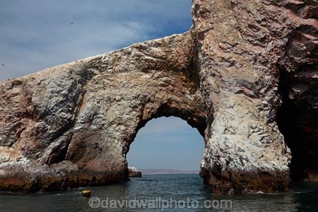 arch;arches;Ballestas;Ballestas-Is;Ballestas-Islands;Ballestas-Islands-archipelago;Ballestas-Islands-National-Reserve;Ballestas-Islands-Tour;cave;caves;coast;coastal;coastline;coastlines;coasts;Ica-Region;Islas-Ballestas;Latin-America;natural-arch;natural-arches;ocean;oceans;Pacific-Ocean;Paracas-Disctrict;Peru;Pisco-Province;Republic-of-Peru;Reserva-National-Islas-Ballestas;reserves;rock-arch;rock-arches;rock-formation;rock-formations;sea;sea-arch;sea-arches;sea-cave;sea-caves;seas;shore;shoreline;shorelines;shores;South-America;Sth-America;water;wildlife-reserve