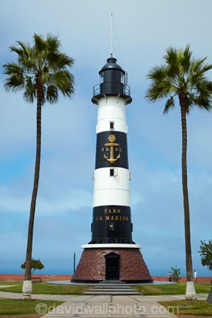 Antonio-Raimondi-Park;beacon;beacons;Faro-La-Marina;Latin-America;light-house;light-houses;light_house;light_houses;lighthouse;lighthouses;Lima;Miraflores;Miraflores-District;Miraflores-lighthouse;Pacific-Ocean;palm;palm-tree;palm-trees;palms;Parque-Antonio-Raimondi;Peru;Republic-of-Peru;South-America;Sth-America