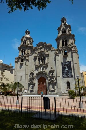 building;buildings;christian;christianity;church;Church-of-the-Miraculous-Virgin;churches;facade;facades;faith;heritage;historic;historic-building;historic-buildings;historical;historical-building;historical-buildings;history;Iglesia-de-la-Virgen-Milagrosa;Iglesia-de-la-Virgin-Milagrosa;Latin-America;Lima;Miraflores;Miraflores-District;old;Parque-Kennedy;Peru;place-of-worship;places-of-worship;religion;religions;religious;Republic-of-Peru;South-America;Sth-America;tradition;traditional
