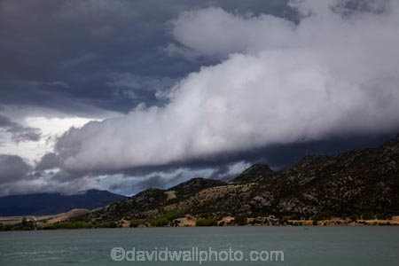 approaching-storm;approaching-storms;black-cloud;black-clouds;Central-Otago;cloud;clouds;cloudy;dark-cloud;dark-clouds;gray-cloud;gray-clouds;grey-cloud;grey-clouds;Lake-Dunstan;N.Z.;New-Zealand;NZ;Otago;rain-cloud;rain-clouds;rain-storm;rain-storms;S.I.;SI;skies;sky;South-Is.;South-Island;storm;storm-cloud;storm-clouds;storms;thunder-storm;thunder-storms;thunderstorm;thunderstorms;weather