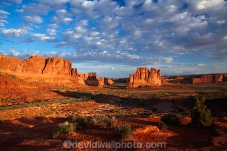 America;American-Southwest;Arches-N.P.;Arches-National-Park;Arches-NP;Entrada-Sandstone;geological;geology;La-Sal-Mountains-lookout;La-Sal-Mountains-viewpoint;lookout;lookouts;Moab;national-park;national-parks;natural-geological-formation;natural-geological-formations;Navajo-Sandstone;Organ-rock-formation;overlook;rock;rock-formation;rock-formations;rocks;Sandstone;South-west-United-States;South-west-US;South-west-USA;South-western-United-States;South-western-US;South-western-USA;Southwest-United-States;Southwest-US;Southwest-USA;Southwestern-United-States;Southwestern-US;Southwestern-USA;States;stone;The-Organ;The-Organ-rock-formation;the-Southwest;The-Three-Gossips;The-Three-Gossips-rock-formation;The-Three-Gossips-rock-formations;U.S.A;United-States;United-States-of-America;unusual-natural-feature;unusual-natural-features;unusual-natural-formation;unusual-natural-formations;US-National-Park;US-National-Parks;USA;UT;Utah;view;viewpoint;viewpoints;views;wilderness;wilderness-area;wilderness-areas