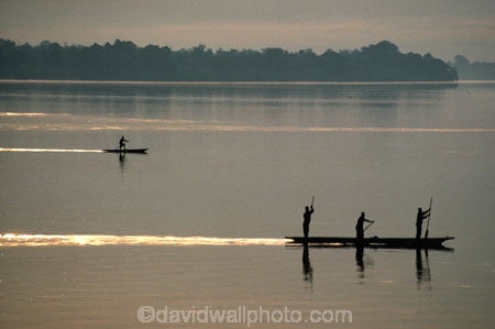 democratic-republic-of-congo;rivers;canoe;canoes;dugout;boat;boats;mist;misty;fog;foggy;jungle;rainforest