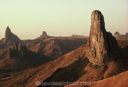 pinnacles;pinnacle;volcanic-plug;mountain;mountains;volcano;cameroon;the-camerouns;the-cameroons;peak;peaks;harmattan;harmatan;lunar-landscape;sahel;rock;rocks;cliff;cliffs;bluff;bluffs