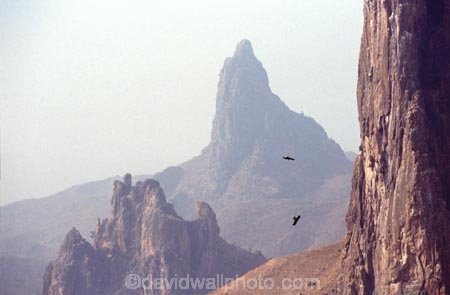 volcano;volcanoes;cameroons;cameroon;camerouns;african;africa-;cameroun;volcanic-plug;volcanic-plugs;cliff;cliffs;bluff;bluffs;pinnacles;pinnacle;rock;rocks;harmattan