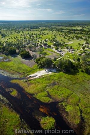 aerial;aerial-image;aerial-images;aerial-photo;aerial-photograph;aerial-photographs;aerial-photography;aerial-photos;aerial-view;aerial-views;aerials;Africa;African-home;African-homes;African-house;African-houses;African-hut;African-huts;African-town;African-village;African-villages;boat;boats;Boro-Settlement;Boro-Village;Botswana;canoe;canoes;chanel;chanels;delta;deltas;dugout;dugout-canoe;dugout-canoes;dugouts;Endorheic-basin;flood-plain;flood-plains;flood_plain;flood_plains;floodplain;floodplains;home;homes;house;houses;hut;huts;inland-delta;internal-drainage-systems;logboat;makoro;makoros;mekoro;mekoros;mokoro;mokoros;monoxylon;mud-hut;mud-huts;Okavango;Okavango-Delta;Okavango-Swamp;pirogue;pirogues;plain;plains;river;river-delta;rivers;Seven-Natural-Wonders-of-Africa;Southern-Africa;stream;streams;swamp;swampland;swamps;thatch-roof;thatched-roof;thatched-roofs;thatched-rooves;township;townships;water;channel;channels;