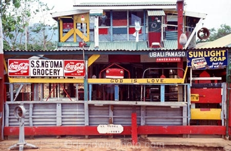 Mr-Ngomas-;mr-Ngoma;ss-ngoma;ngoma;House;houses;home;homes;Rumphi;Malawi;malawian;africa;african;eccentric;eccentrics;Southern-Africa