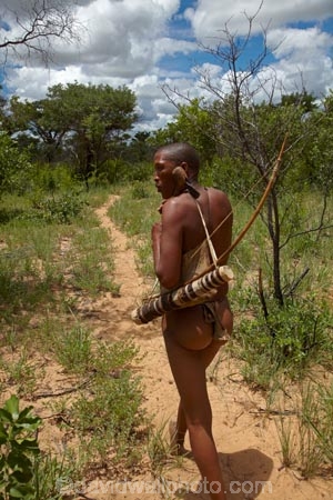 Africa;African;African-bush;bush;Bushman;Bushman-Living-Museum;Bushmanland;Bushmen;cultural;cultural-exchange;culture;forager-society;Grashoek-Living-Museum;Grashoek-village;hunter_gatherer;Hunting-and-gathering;Ju-Hoansi_San-Living-Museum;JuHoansi;JuHoansi_San-people;Living-Museum;Living-Museum-of-the-Ju-Hoansi_San;Living-Museum-of-the-JuHoansi_San;Living-Museums;Namibia;Otjozondjupa-District;Otjozondjupa-Region;people;person;San;San-Living-Museum;San-people;Southern-Africa;tradition;traditional;Traditional-Bushman-Culture;traditional-clothing;traditional-costume;traditional-dress;Traditional-San-Culture;tribe