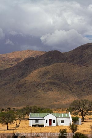 abandon;abandoned;Africa;agricultural;agriculture;C27-road;character;country;countryside;D826-road;derelict;Derelict-House;dereliction;deserted;desolate;desolation;farm;Farm-Building;Farm-Buildings;farm-house;farm-houses;farming;farmland;farms;house;houses;mountain;mountains;Namib-Desert;Namib-Rand-Nature-Reserve;Namibia;neglect;neglected;Nubib-Mountains;Nubibberge;old;old-Farm-house;old-farmhouse;old-fashioned;old_fashioned;run-down;rural;rustic;Southern-Africa