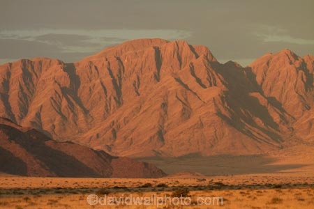 Africa;Desert-Camp;mountain;mountains;Namib-Desert;Namibia;range;ranges;Sesriem;Southern-Africa