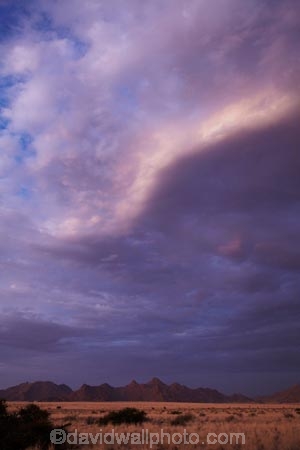 Africa;cloud;clouds;Desert-Camp;mountain;mountains;Namib-Desert;Namibia;range;ranges;Sesriem;skies;sky;Southern-Africa