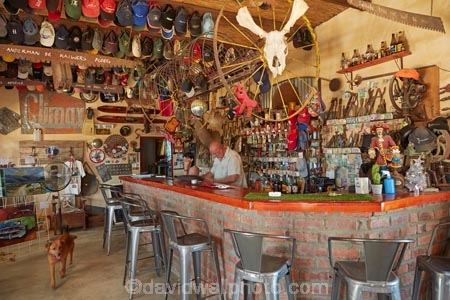 bar;bars;Ceres;collectables;commerce;commercial;country-shop;country-shops;country-store;country-stores;general-shop;general-shops;general-store;general-stores;ornament;ornaments;relics;Republic-of-South-Africa;retail;retail-store;retailer;retailers;shop;shopping;shops;sign;signs;South-Africa;South-African-Republic;Southern-Africa;store;stores;Tankwa-Karoo;Tankwa-Padstal;Western-Cape