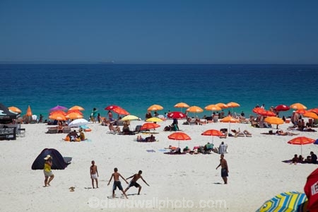 Africa;Atlantic-Coast;Atlantic-seaboard;beach;beach-umbrella;beach-umbrellas;beaches;Camps-Bay;Cape-Peninsula;Cape-Town;coast;coastal;coastline;coastlines;coasts;crowd;crowds;ocean;oceans;people;person;picnic;picnics;S.A.;sand;sandy;sea;seas;shore;shoreline;shorelines;shores;South-Africa;Southern-Africa;Sth-Africa;summer;sun-umbrella;sun-umbrellas;swimmer;swimmers;umbrella;umbrellas;water;Western-Cape;Western-Cape-Province