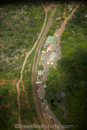 aerial;aerial-image;aerial-images;aerial-photo;aerial-photograph;aerial-photographs;aerial-photography;aerial-photos;aerial-view;aerial-views;aerials;Africa;border;border-post;border-posts;borders;customs;export;exports;import;imports;international-border;international-borders;queue;railway;railways;trade;truck;trucks;Zimbabwe;Zimbabwe-Border