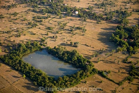 aerial;aerial-image;aerial-images;aerial-photo;aerial-photograph;aerial-photographs;aerial-photography;aerial-photos;aerial-view;aerial-views;aerials;agricultural;agriculture;Asia;Cambodia;country;countryside;farm;farming;farmland;farms;field;fields;Indochina-Peninsula;Kampuchea;Kingdom-of-Cambodia;meadow;meadows;paddock;paddocks;pasture;pastures;pond;ponds;rural;Siem-Reap;Siem-Reap-Province;Southeast-Asia