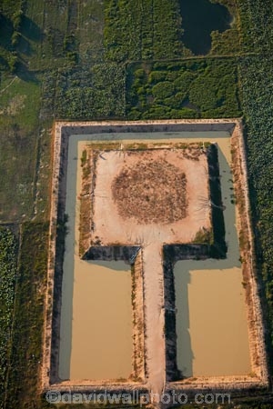 aerial;aerial-image;aerial-images;aerial-photo;aerial-photograph;aerial-photographs;aerial-photography;aerial-photos;aerial-view;aerial-views;aerials;Asia;Cambodia;construction-site;dirty-water;earthworks;geometric;Indochina-Peninsula;Kampuchea;Kingdom-of-Cambodia;muddy-water;Siem-Reap;Siem-Reap-Province;Southeast-Asia;water