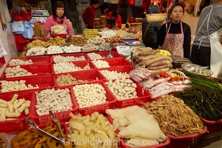 Asia;Asian-food-shop;China;Chun-Yeung-Market;Chun-Yeung-St-Market;Chun-Yeung-Street-Market;H.K.;HK;Hong-Kong;Hong-Kong-Island;Hong-Kong-Special-Administrative-Region-of-the-Peoples-Republic;market;markets;North-Point;North-Pt;Peoples-Republic-of-China;shop;shops;street-market;street-markets