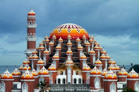Makassar;Sulawesi;Indonesia;Asia;Southeast-Asia;South-East-Asia;Ujung-Padang;Asmaul-Husna-99-Dome-Mosque;mosque;mosques;religion;Islam;Islamic;Muslim;architecture;design;99-Dome-mosque;Ninety-nine;ninety_nine;dome;domes;Losari-Beach;Makassar-Mosque;Asmaul-Husna-Mosque;building;buildings;minaret;minarets;Asmaul-Husna;Asmaul-Husnah-99-Dome-Mosque;Asmaul-Husnah-Mosque;Asmaul-Husnah;Asmaul-Husnah-99-Kubah;architecture