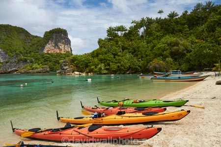 adventure;adventure-tourism;boat;boats;canoe;canoeing;canoes;coast;coastal;coastline;coastlines;coasts;kayak;kayaking;kayaks;ocean;oceans;sea;sea-kayak;sea-kayaker;sea-kayakers;sea-kayaking;sea-kayaks;outer-archipelago;colourful;colorful;Millekul;Millekul-Adventures;Misool-archipelago