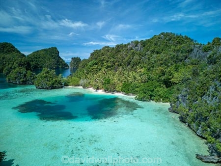 Namlol;Namlol-Lagoon;Namlol-Island;Indonesia;aerial;aerial-photo;aerial-photograph;aerial-photographs;aerial-photography;aerial-photos;aerial-view;aerial-views;aerials;drone-aerial;drone;Misool;Raja-Ampat;West-Papua;Southwest-Papua;Misool-Is;Misool-Island;karst-landscape;landscape;landscapes;island;islands;outer-archipelago;archipelago;Misool-archipelago;beach;beaches;paradise;tourism;travel