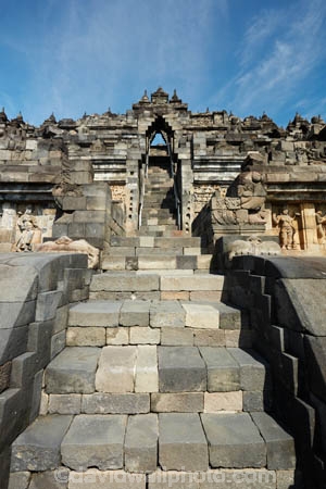 Temple;temples;religious-site;religious-sites;tourism;historic;historic-place;historic-places;historical;historical-place;history;religious-monument;religious-site;ruin;ninth-century;9th-century;world-heritage-area;world-heritage-site