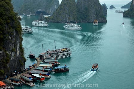Asia;boat;boats;cruise-boat;cruise-boats;cruising;dock;docks;Ha-Long-Bay;Halong-Bay;jetties;jetty;karst-landscape;limestone-karsts;North-Vietnam;Northern-Vietnam;pier;piers;Qung-Ninh-Province;Quang-Ninh-Province;quay;quays;South-East-Asia;Southeast-Asia;tour-boat;tour-boats;tourism;tourist;tourist-boat;tourist-boats;tourists;travel-destination;UN-world-heritage-area;UN-world-heritage-site;UNESCO-World-Heritage-area;UNESCO-World-Heritage-Site;united-nations-world-heritage-area;united-nations-world-heritage-site;Vnh-H-Long;Vietnam;Vietnamese;waterside;wharf;wharfes;wharves;world-heritage;world-heritage-area;world-heritage-areas;World-Heritage-Park;World-Heritage-site;World-Heritage-Sites