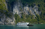 Asia;boat;boats;cruise-boat;cruise-boats;cruising;Ha-Long-Bay;Halong-Bay;karst-landscape;limestone-karsts;North-Vietnam;Northern-Vietnam;Qung-Ninh-Province;Quang-Ninh-Province;South-East-Asia;Southeast-Asia;tour-boat;tour-boats;tourism;tourist;tourist-boat;tourist-boats;tourists;travel-destination;UN-world-heritage-area;UN-world-heritage-site;UNESCO-World-Heritage-area;UNESCO-World-Heritage-Site;united-nations-world-heritage-area;united-nations-world-heritage-site;Vnh-H-Long;Vietnam;Vietnamese;world-heritage;world-heritage-area;world-heritage-areas;World-Heritage-Park;World-Heritage-site;World-Heritage-Sites