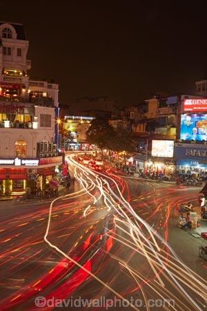 Asia;car;car-lights;cars;dark;dusk;evening;Hanoi;intersection;intersections;light;light-trails;lights;long-exposure;night;night-time;night_time;Old-Quarter;South-East-Asia;Southeast-Asia;street;street-scene;street-scenes;streets;tail-light;tail-lights;tail_light;tail_lights;time-exposure;time-exposures;time_exposure;traffic;twilight;Vietnam;Vietnamese